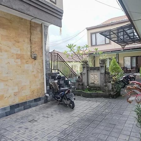 Taxa Uma Guest House Кута Екстер'єр фото