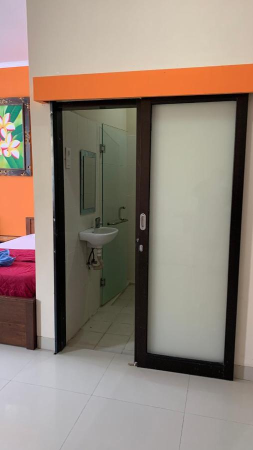 Taxa Uma Guest House Кута Екстер'єр фото